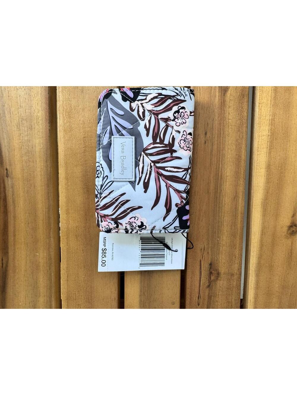 Vera Bradley Wallet Ultralight RFID small bifold in Sun Washed Tropical New 85$